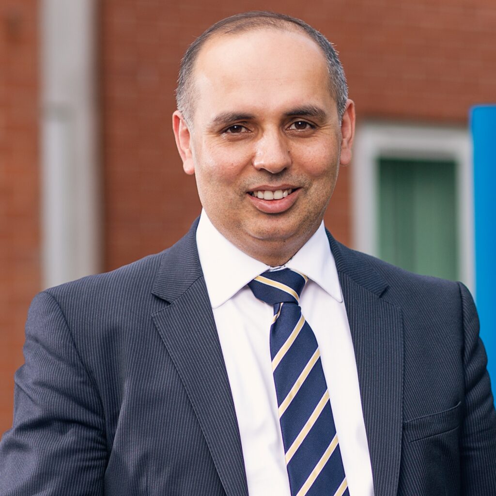 Dr Shiraz Malik